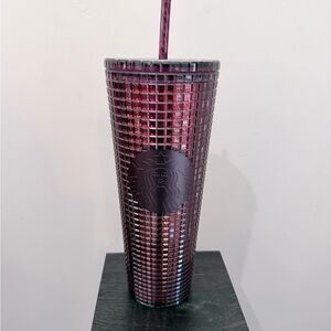 Starbucks 24oz Venti Grid Cold Cup in Burgundy / Berry Plum